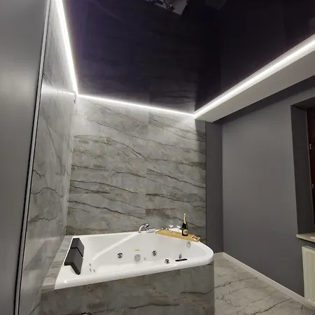 Apartman W Centrum Z Jacuzzi, Prywatny Parking Klimatyzacja 3