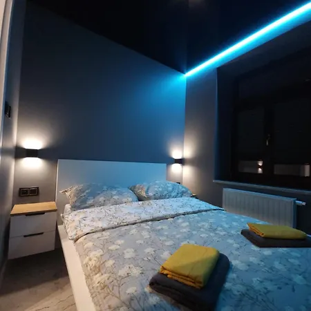 W Centrum Z Jacuzzi, Prywatny Parking Klimatyzacja 3 Radom
