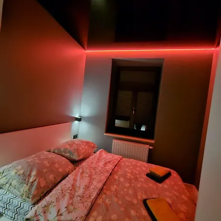 Διαμέρισμα W Centrum Z Jacuzzi, Prywatny Parking Klimatyzacja 3 Ράντομ